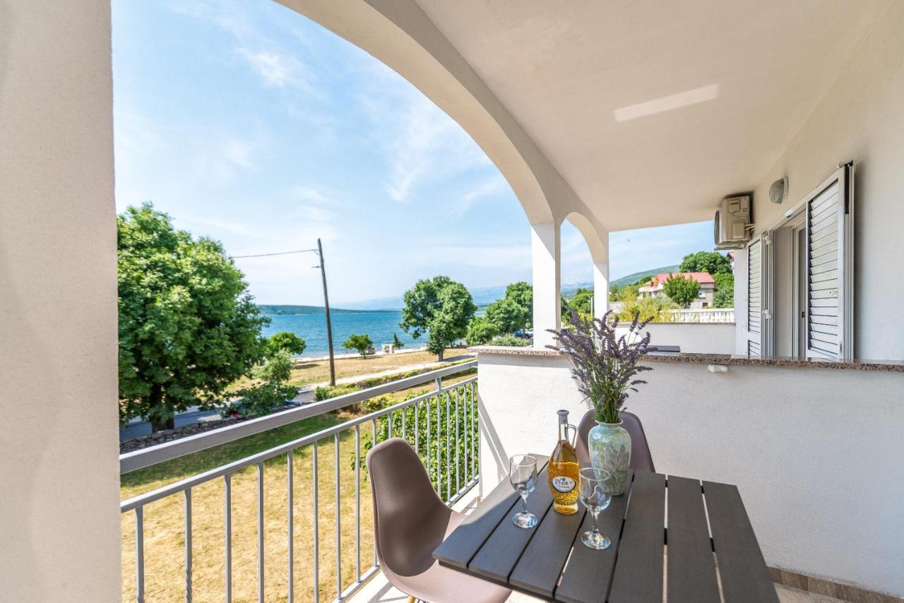 Apartmani Dupor Горни-Карин Экстерьер фото